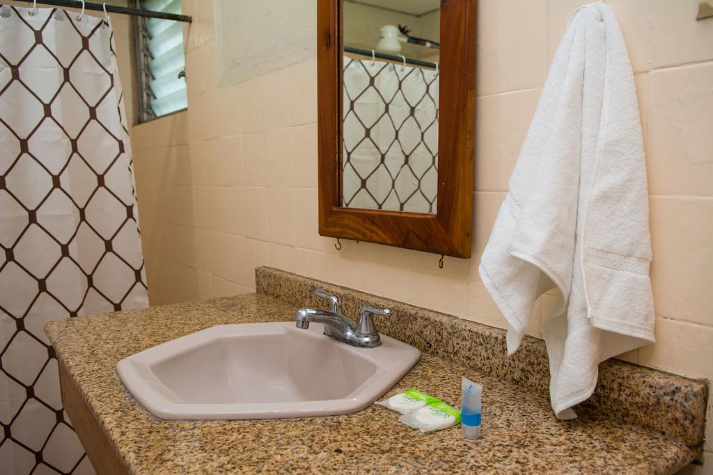 Hostal Casa Los Espinoza Managua Exteriör bild