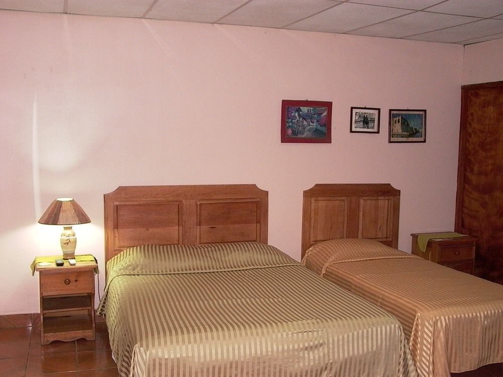 Hostal Casa Los Espinoza Managua Exteriör bild