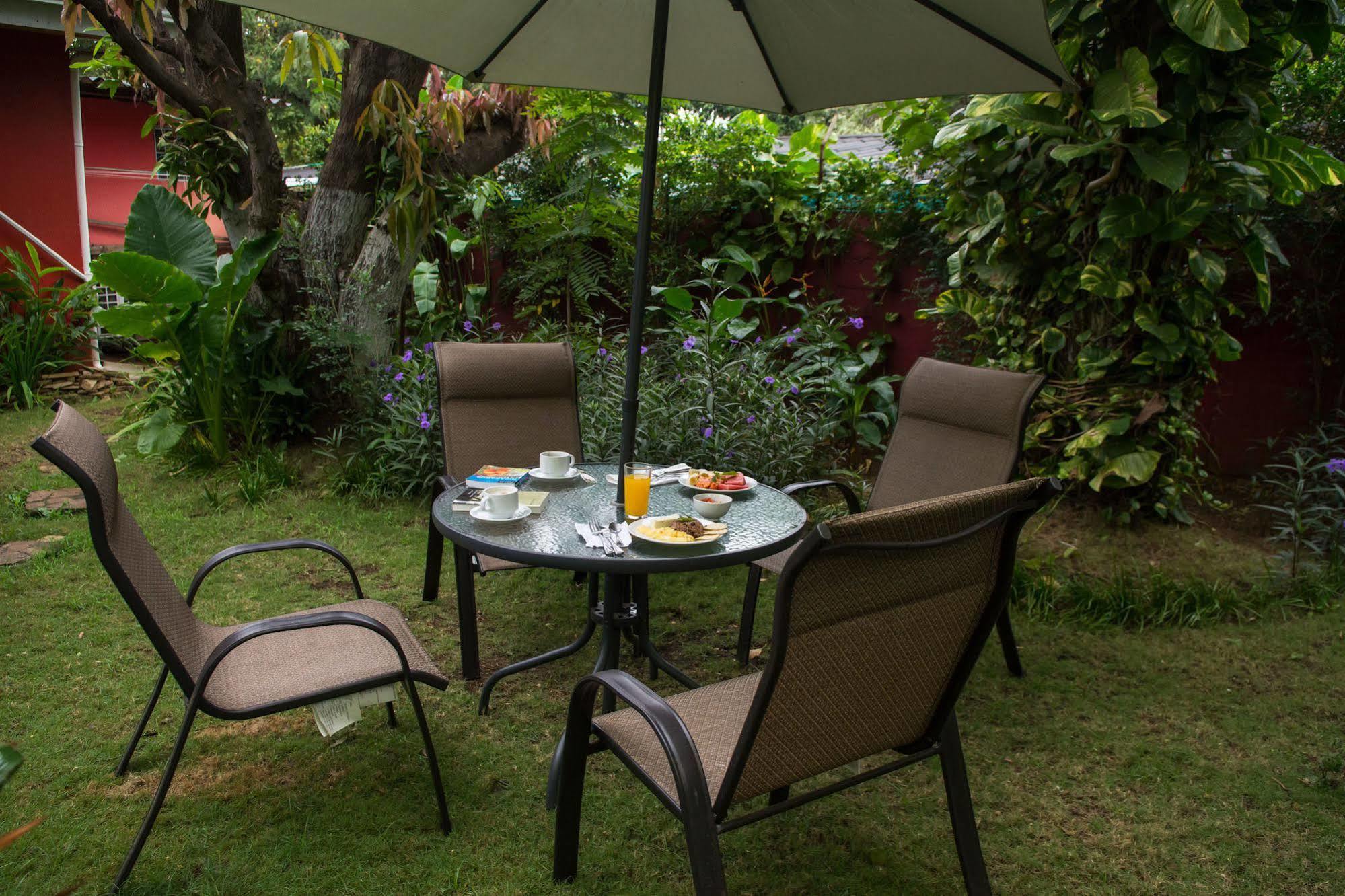Hostal Casa Los Espinoza Managua Exteriör bild